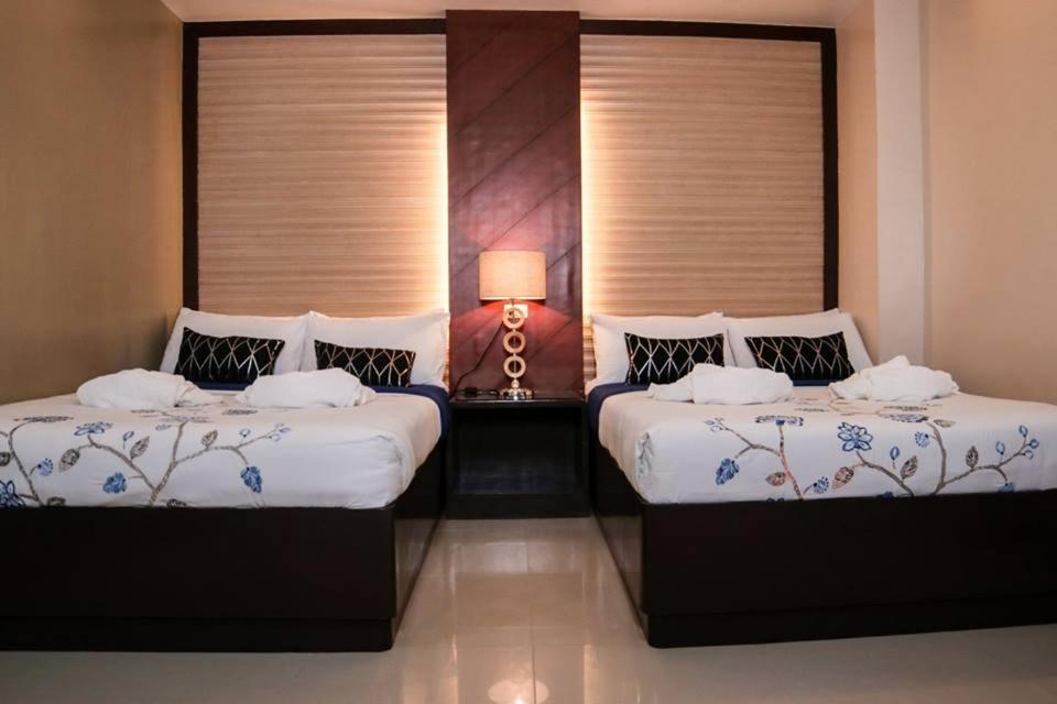 Mezza Hotel Koronadal Exterior photo